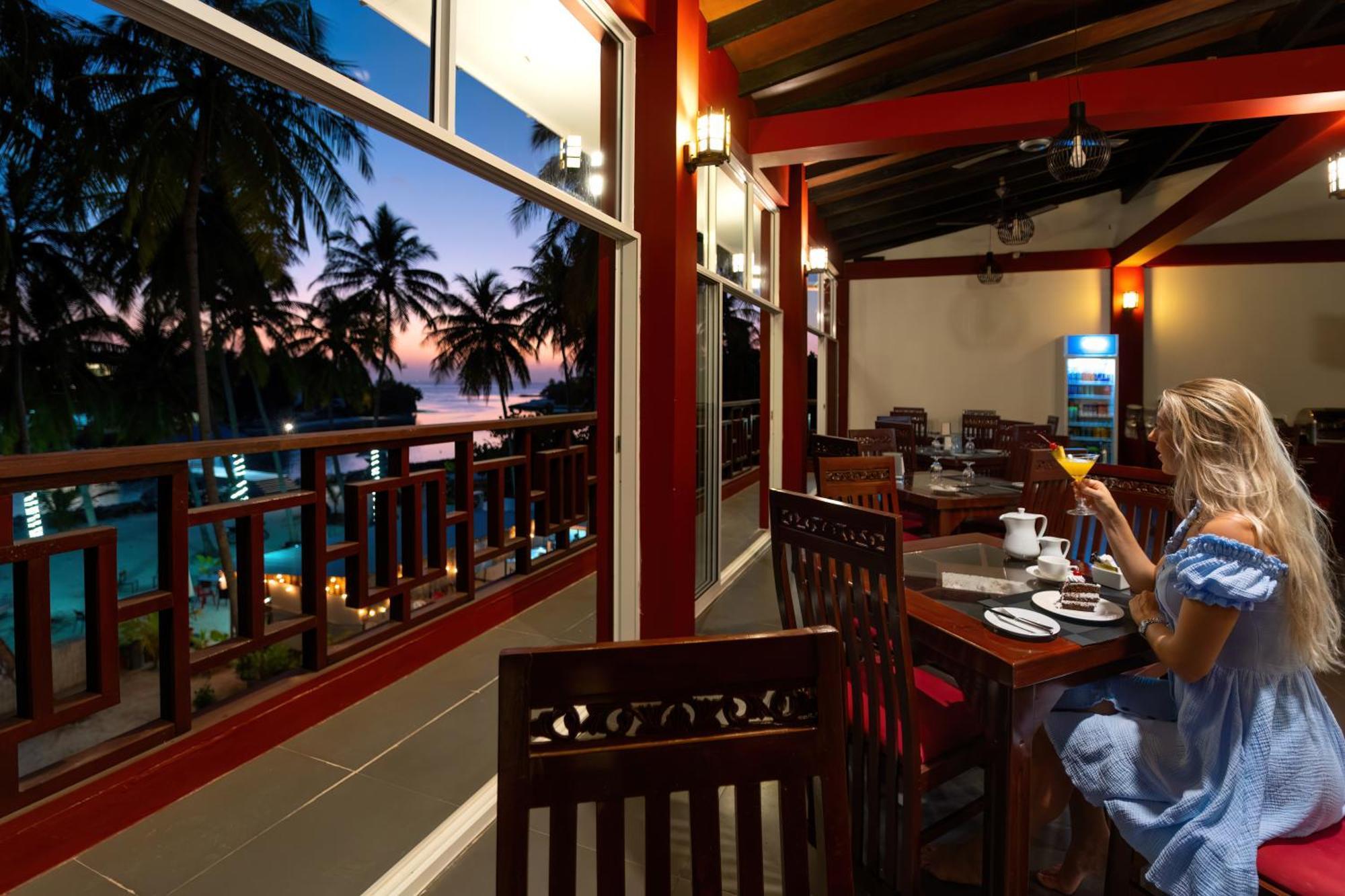 Silver Oasis Maldives Huraa Exterior foto