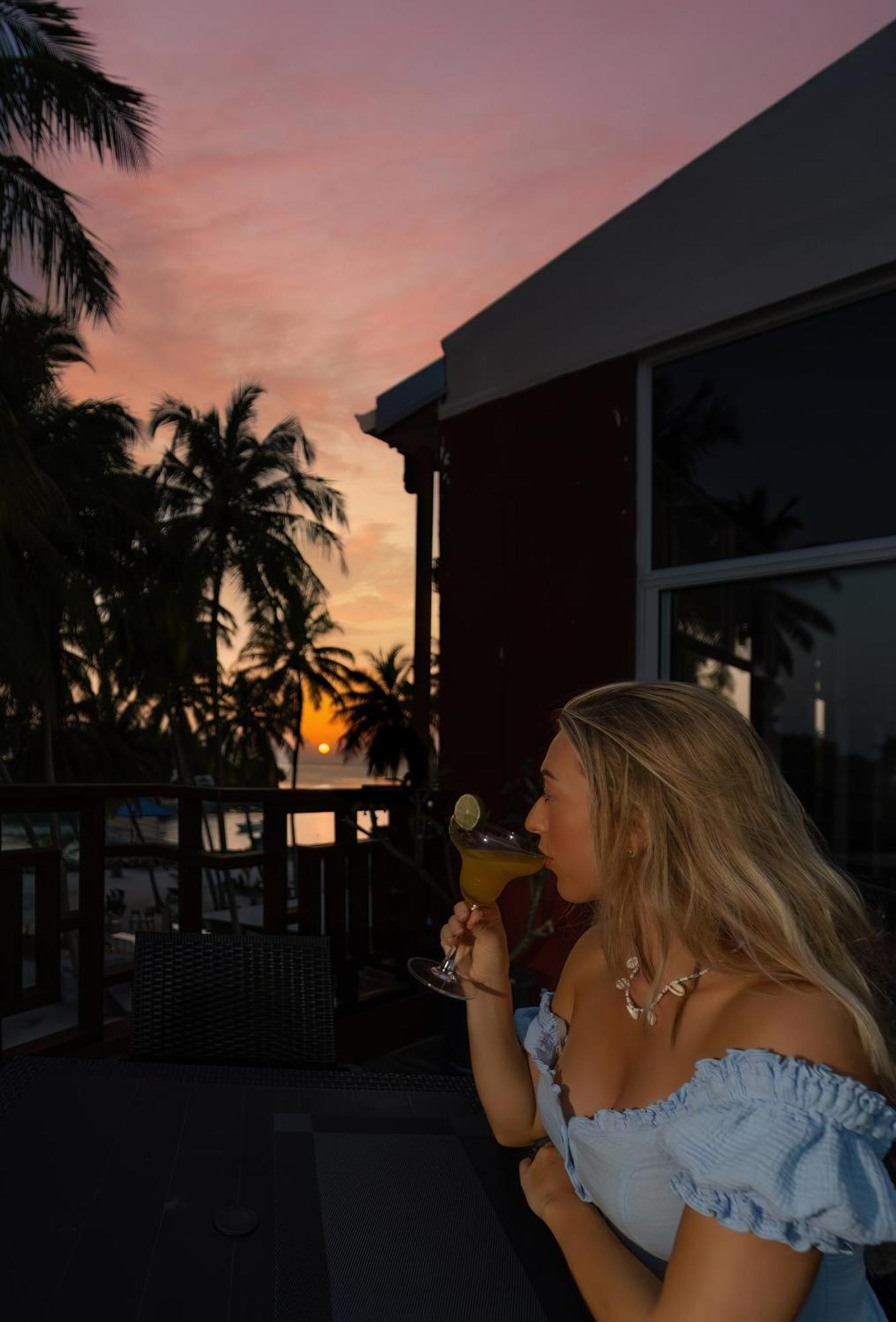 Silver Oasis Maldives Huraa Exterior foto