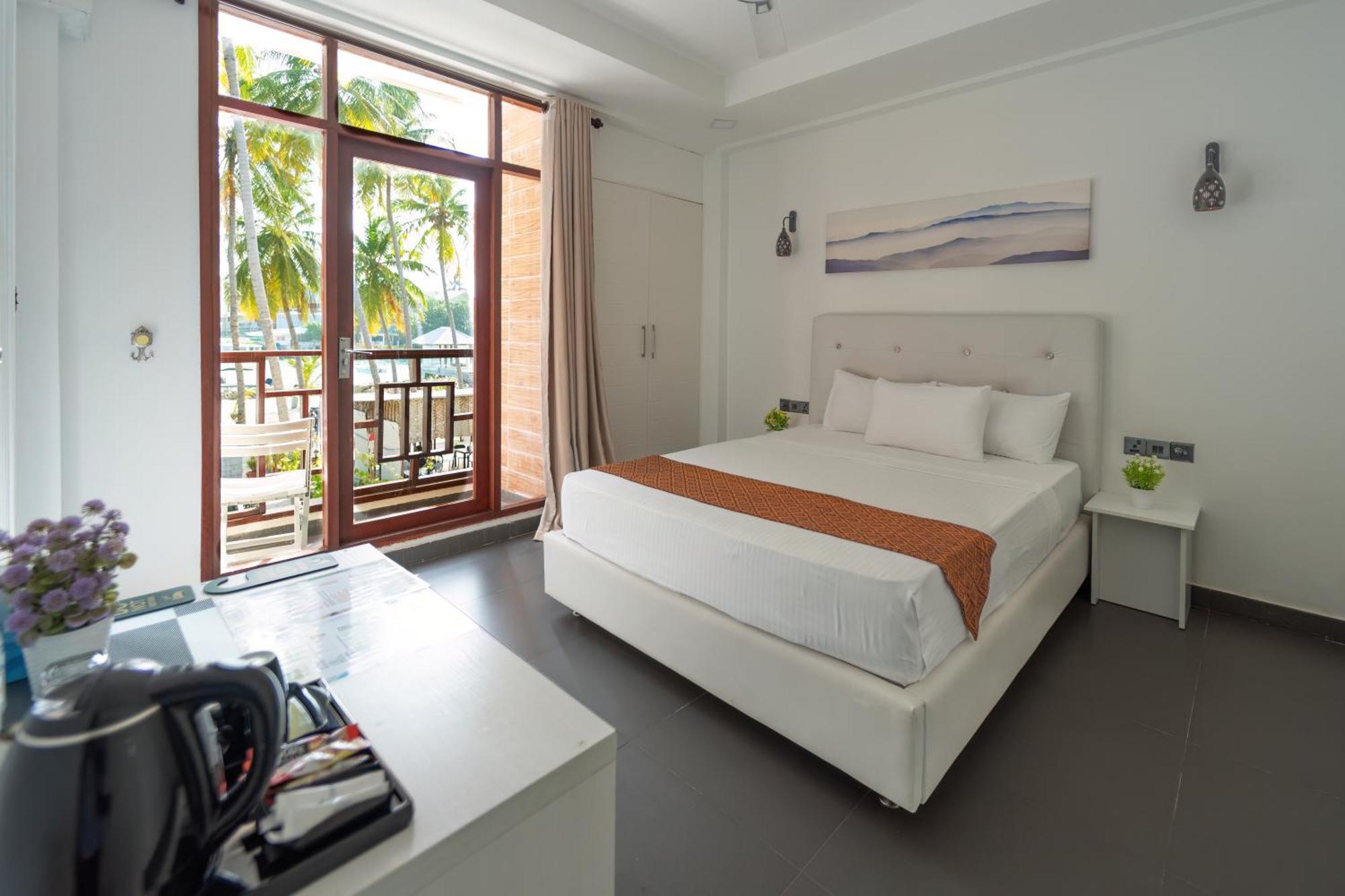Silver Oasis Maldives Huraa Exterior foto