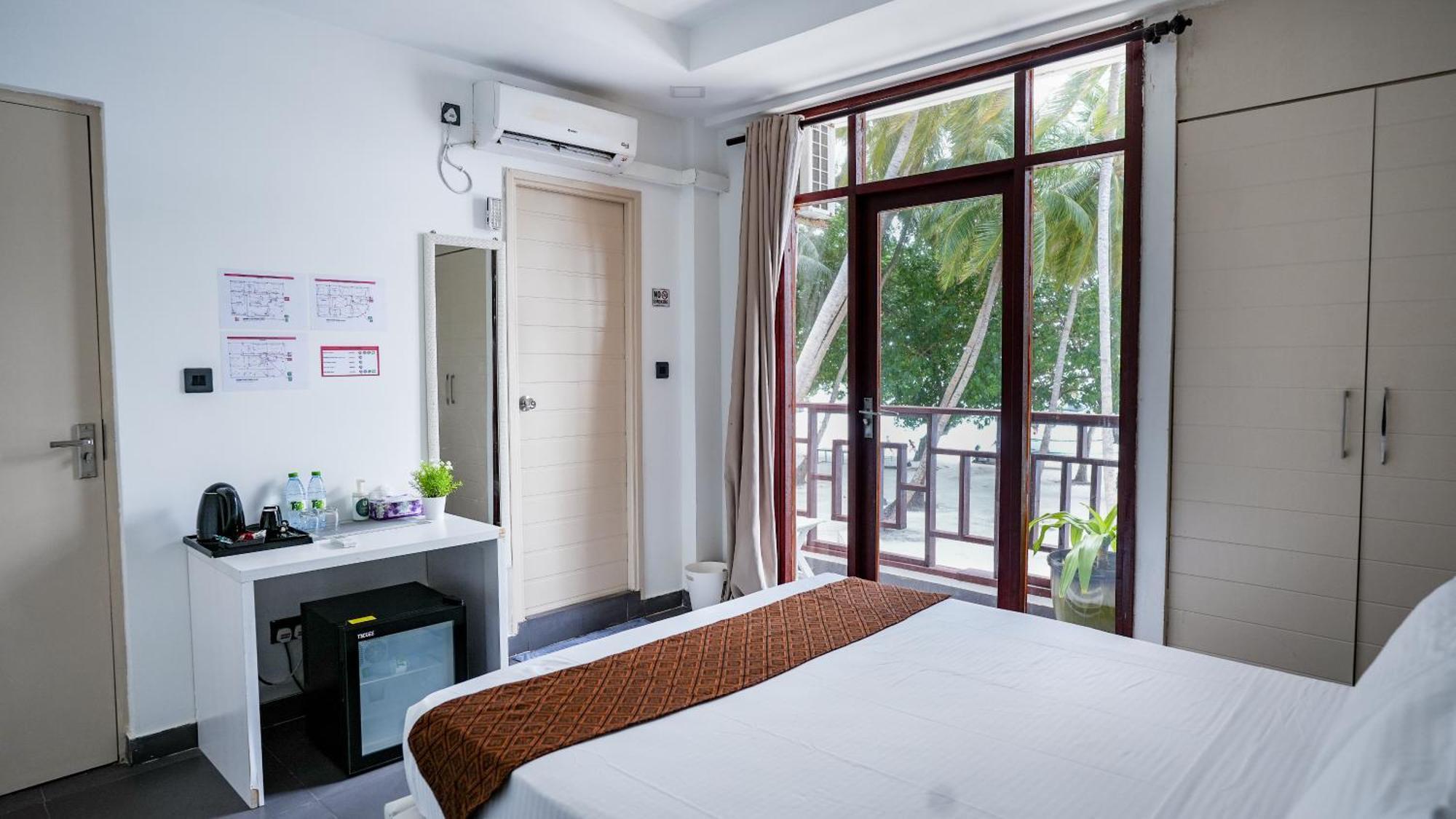 Silver Oasis Maldives Huraa Exterior foto